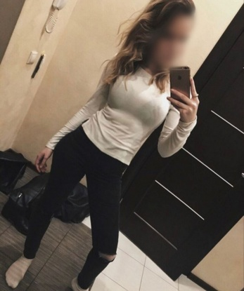 Милана, 23 года